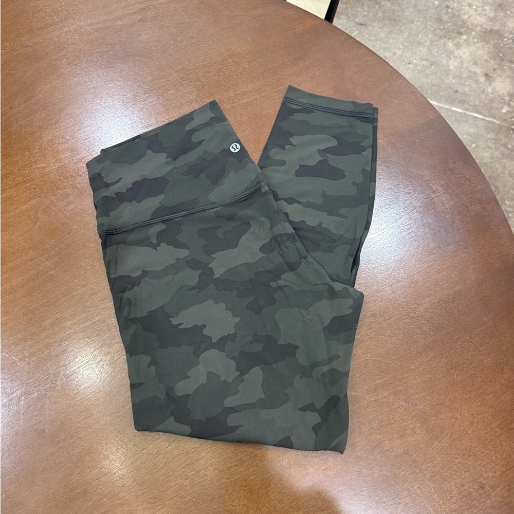 lululemon athletica Camo Leggings 25”